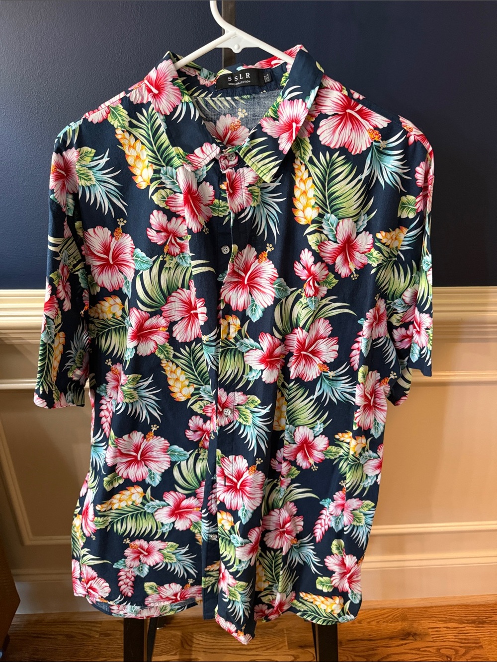 SSLR Men’s Navy Blue Tropical Floral Button-Down Shirt